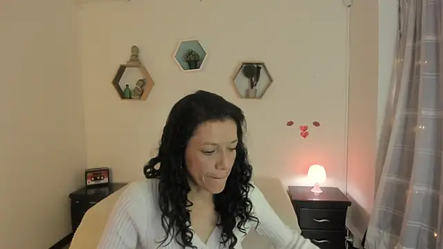 Paloma victory online show from 06-27-26, 09:09