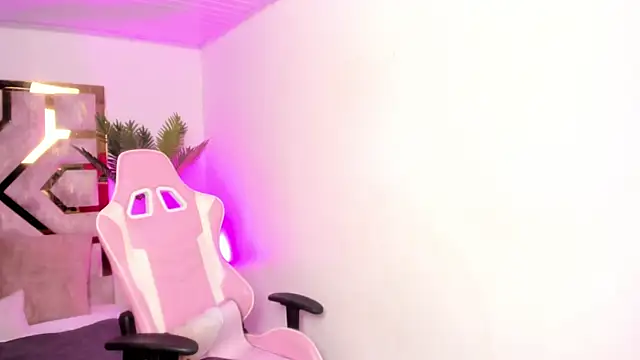 Anny osorio online show from 02-05-25, 07:31