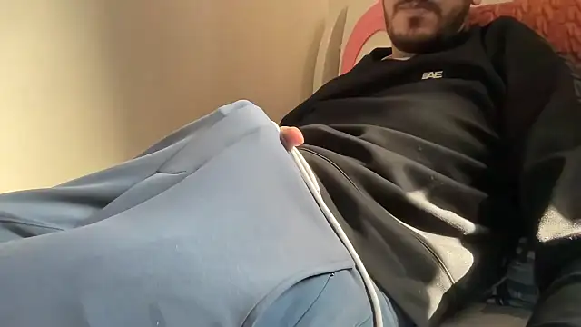 Snapshot of Mooka69 chatting on 12-18-24, 11:45 Mooka69 online show from 12-18-24, 11:45