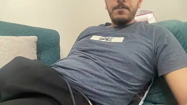 Snapshot of Mooka69 chatting on 03-16-25, 05:58 Mooka69 online show from 03-16-25, 05:58