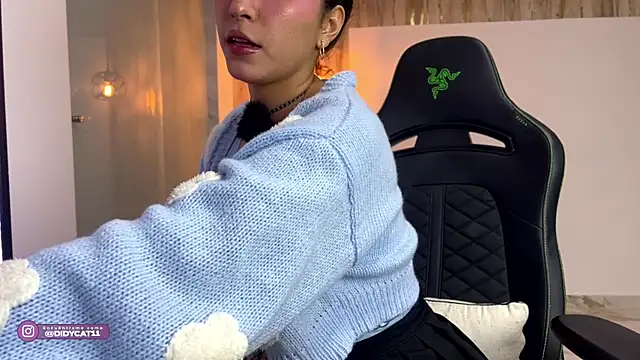 MarianaBranzz online show from 06-19-26, 12:04