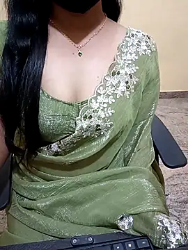 Snapshot of Nithya_05 chatting on 10-15-25, 05:29 Nithya 05 online show from 10-15-25, 05:29