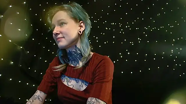 Littlespacemouse online show from 12-16-25, 06:35