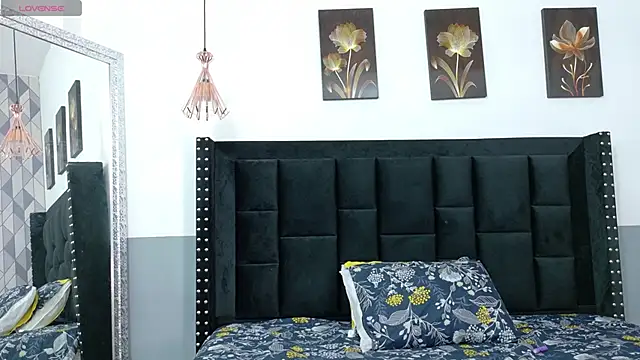 kinkyhousewifee online show from 01-09-26, 02:47