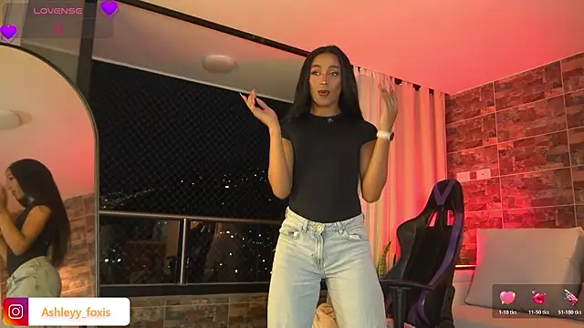 Ashleey Fox online show from 02-20-26, 11:38