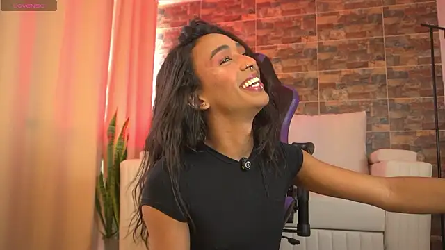 Ashleey Fox online show from 03-24-26, 10:04