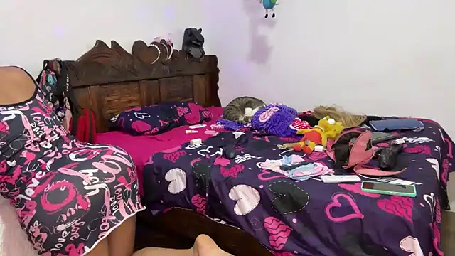 Candy-love87 online show from 04-10-26, 02:33