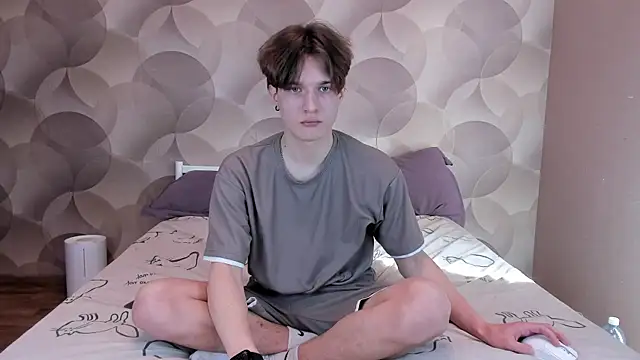 Ian Flor online show from 04-10-26, 11:15