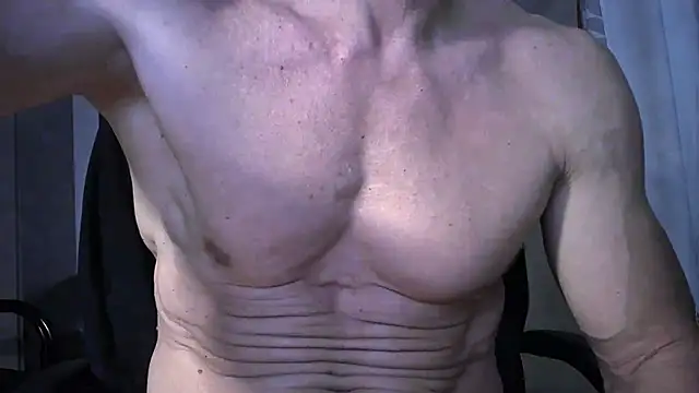 Snapshot of jeans466 chatting on 06-12-26, 02:16 jeans466 online show from 06-12-26, 02:16