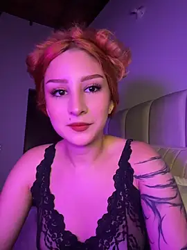 Snapshot of Mon_Cherry chatting on 05-14-26, 01:23 Mon Cherry online show from 05-14-26, 01:23