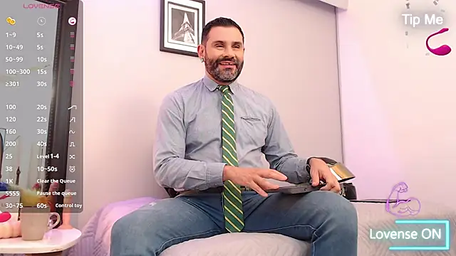 Snapshot of jonasbeards chatting on 05-12-26, 02:47 jonasbeards online show from 05-12-26, 02:47