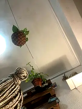 Snapshot of EnricoGio chatting on 09-22-25, 09:17 EnricoGio online show from 09-22-25, 09:17