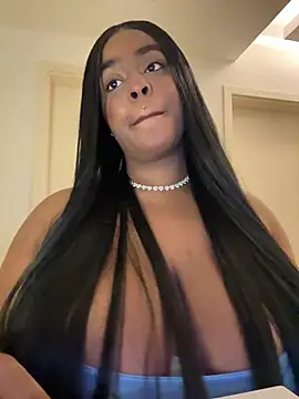 Snapshot of latinababyy chatting on 02-18-26, 04:08 latinababyy online show from 02-18-26, 04:08