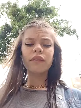 Violeta 12- online show from 12-20-25, 04:36