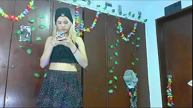  jessica rabbit online show from 04-15-26, 07:58