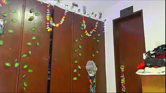  jessica rabbit online show from 04-16-26, 07:36