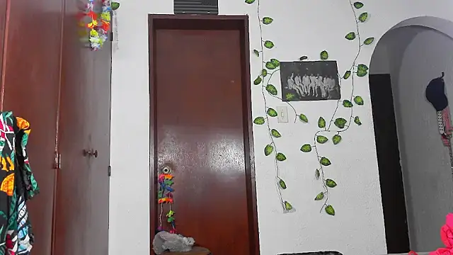 Snapshot of _jessica_rabbit chatting on 07-15-26, 11:32 jessica rabbit online show from 07-15-26, 11:32