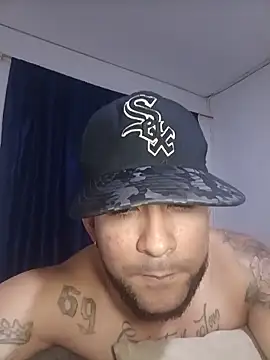 Snapshot of sexjim01 chatting on 06-19-26, 05:01 sexjim01 online show from 06-19-26, 05:01