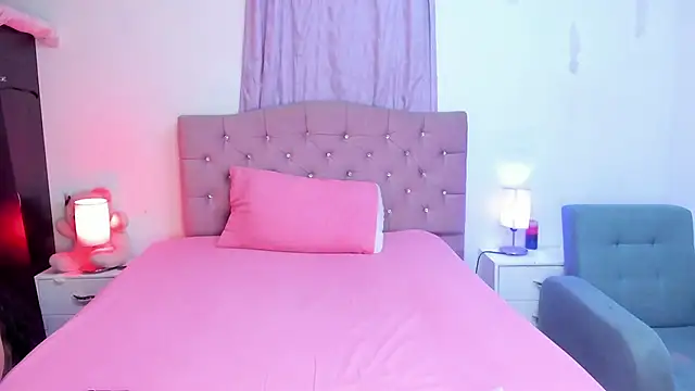 Latinabombsheell online show from 02-08-26, 06:50