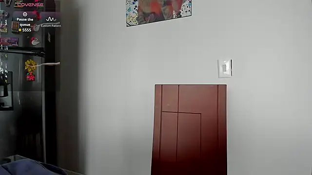 Simply Zoe   online show from 12-05-25, 05:09