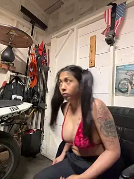 Snapshot of Gin4Cole chatting on 02-27-25, 01:28 Gin4Cole online show from 02-27-25, 01:28