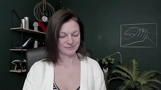 VivianWILD online show from 02-07-26, 07:12