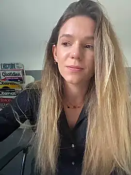 lucie mehott online show from 10-24-25, 12:56