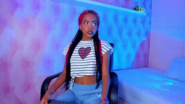 Hilary-banks online show from 01-22-25, 04:55