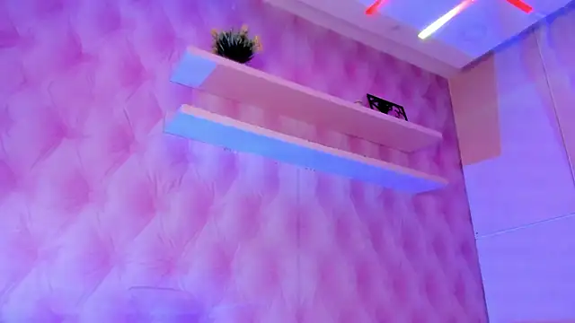 Hilary-banks online show from 03-22-25, 07:36