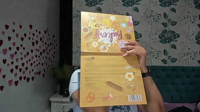 LindaBreeS online show from 02-09-25, 01:14