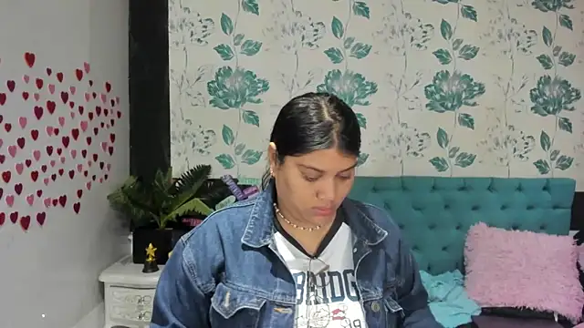 LindaBreeS online show from 02-27-25, 01:49