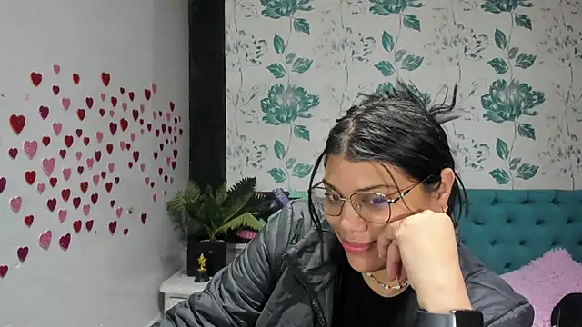 LindaBreeS online show from 03-03-25, 02:26