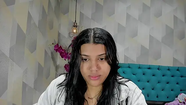 LindaBreeS online show from 10-08-25, 01:31