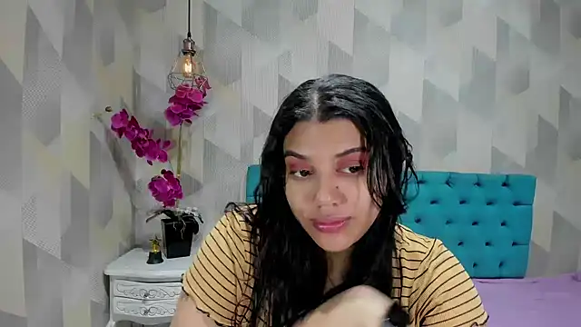 LindaBreeS online show from 10-11-25, 01:20