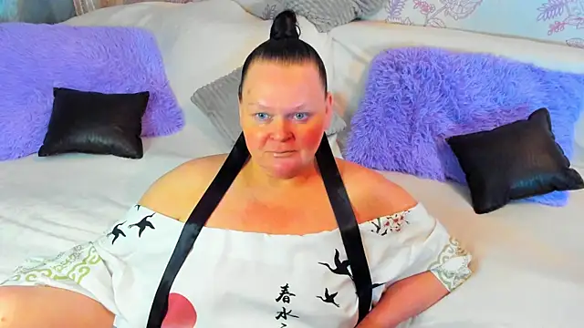 Snapshot of MilanaBiegert chatting on 02-11-25, 05:50 MilanaBiegert online show from 02-11-25, 05:50