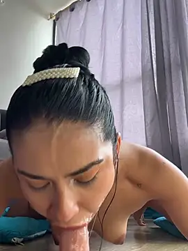 Nikothyna online show from 04-15-26, 07:58