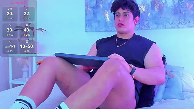 arminjones1 online show from 11-05-25, 04:56