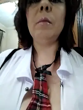 Lucia8600 online show from 05-13-26, 07:55