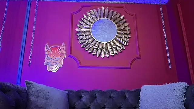 Julieta Russell online show from 02-26-26, 12:04