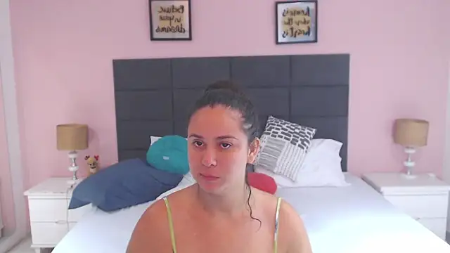 MadisonJenner online show from 01-04-25, 10:49