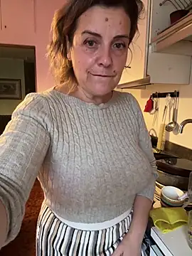 Sunbelxx online show from 10-20-25, 07:42