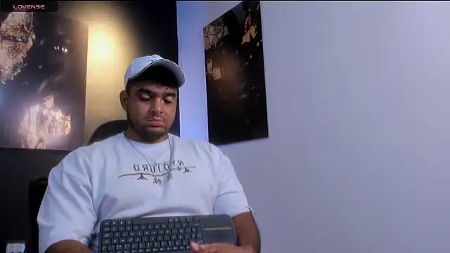 Big furry bear13 online show from 11-10-25, 03:33