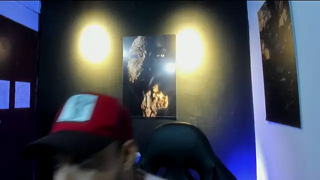 Big furry bear13 online show from 11-29-25, 06:16