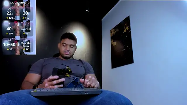 Big furry bear13 online show from 04-09-26, 06:13