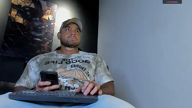 Big furry bear13 online show from 06-23-26, 06:55