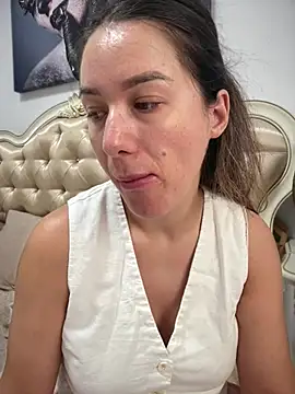 HotXMom online show from 06-17-26, 06:16