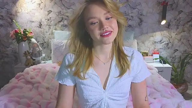 Aurora Golden1 online show from 02-02-26, 02:38