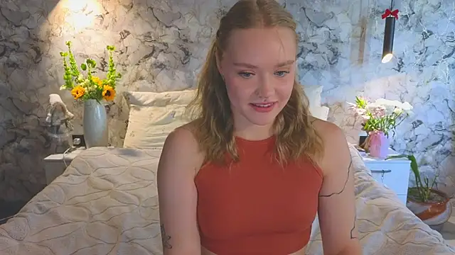 Aurora Golden1 online show from 07-12-26, 06:15