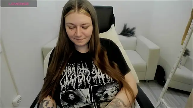 AlisaBacker online show from 01-02-25, 10:22