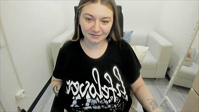 AlisaBacker online show from 03-01-25, 06:03